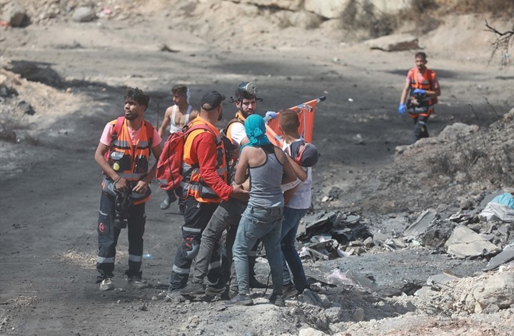 إصابة 14 فلسطينيا في مسيرات بالضفة.. وأسير يعلق إضرابه