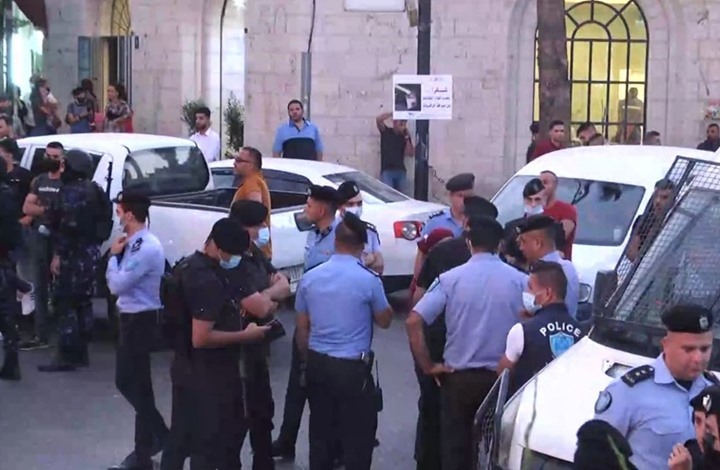 استنكار فلسطيني لاعتقال السلطة نشطاء ومحررين وأكاديميين