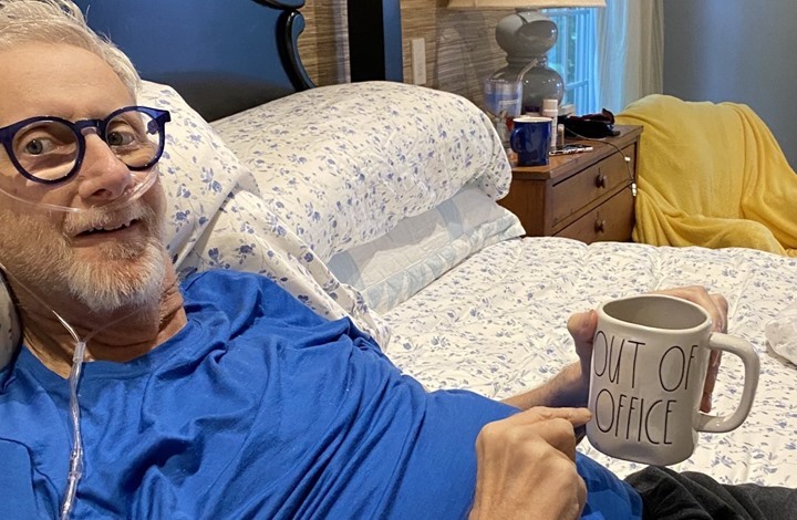 رسالة مؤثرة لنائب أمريكي سابق قبل وفاته: الكراهية تدمرنا (شاهد)