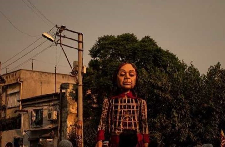 بلدة يونانية ترفض مرور الدمية "أمل" السورية لأنها "مسلمة"