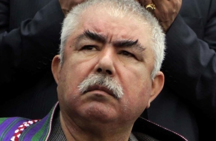 حقاني يلتقي بعثة أممية.. ومشاهد لطالبان من قصر دستم