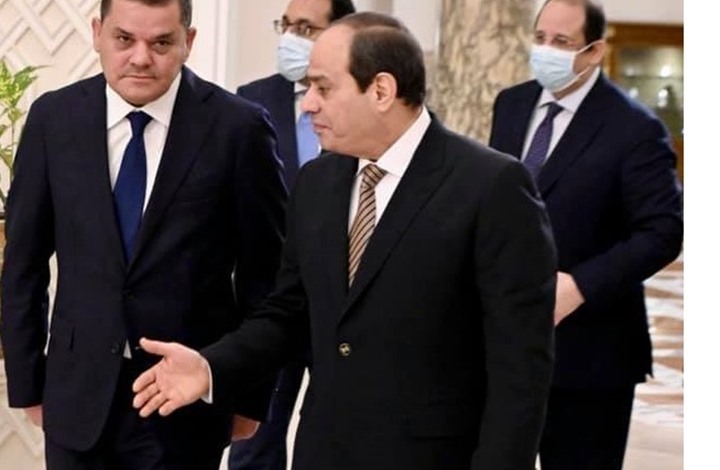 ما هدف إشادة السيسي بحكومة الدبيبة بعد لقائه حفتر وعقيلة؟