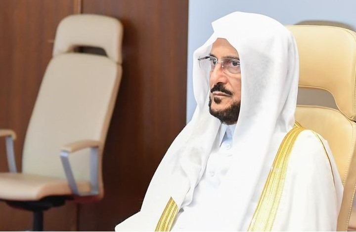وزير سعودي: طهرنا منابر المساجد من أصحاب التوجهات (فيديو)