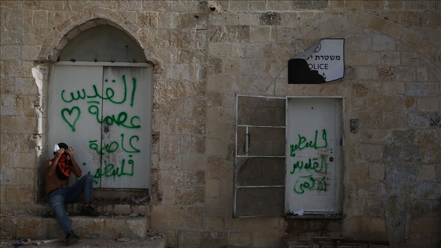 عشرات المستوطنين يجددون اقتحامهم للمسجد الأقصى