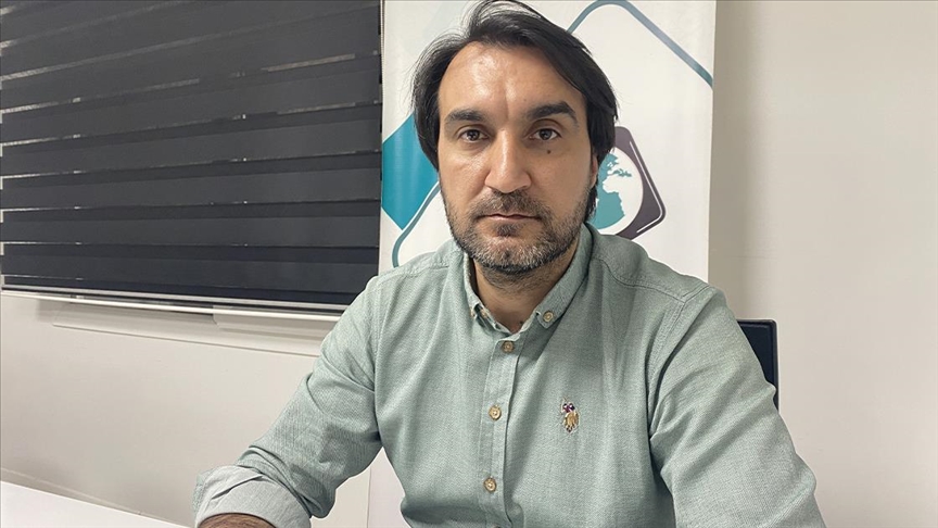 طاولة الحلول.. جسر تواصل بين السوريين والجهات الرسمية التركية (تقرير)