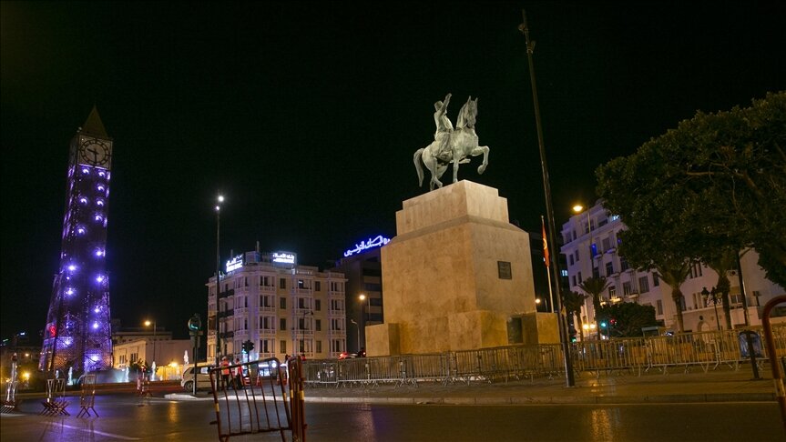 تونس: قرار سعيد تضمن تجميد عمل واختصاصات البرلمان 30 يوما