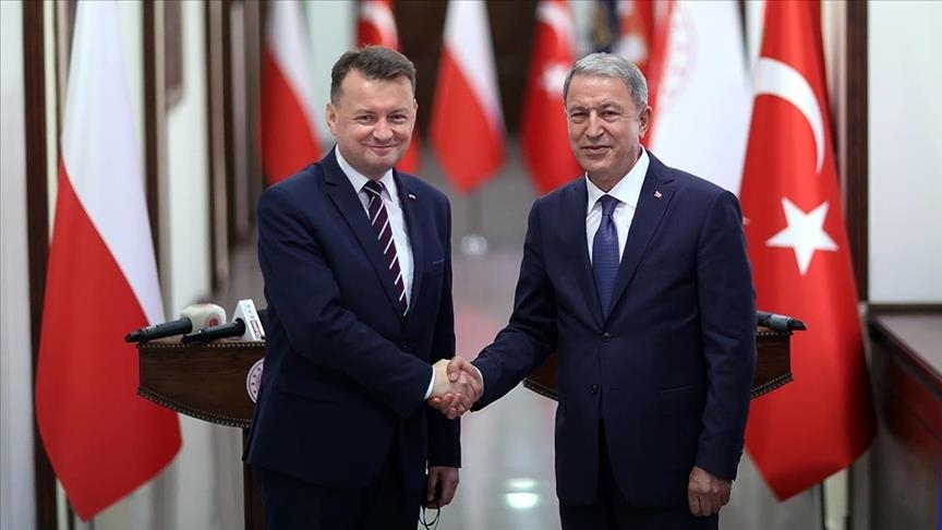 وزير الدفاع البولندي: المسيرات التركية أثبتت نجاحها