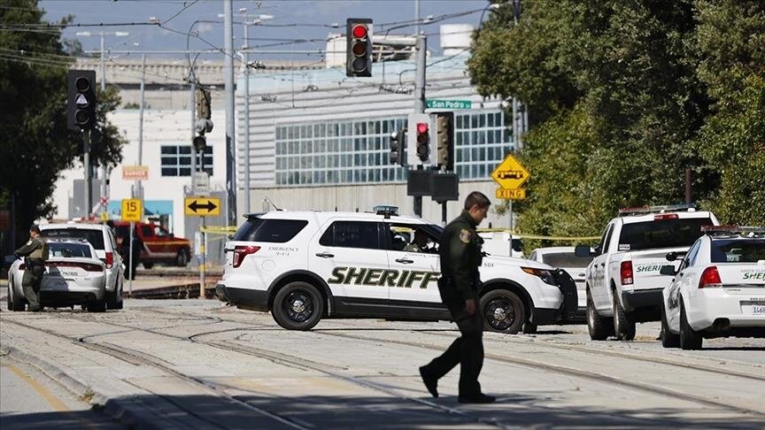 الولايات المتحدة.. مقتل 9 بينهم مسلح في إطلاق نار بكاليفورنيا