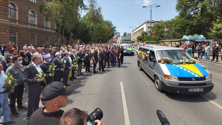 البوسنة.. دفن رفات 19 من ضحايا مذبحة سريبرينيتسا الأحد