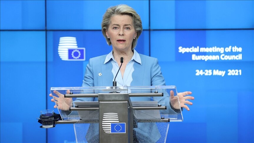 المفوضية الأوروبية: هدفنا تطعيم 70 بالمئة من البالغين حتى يوليو