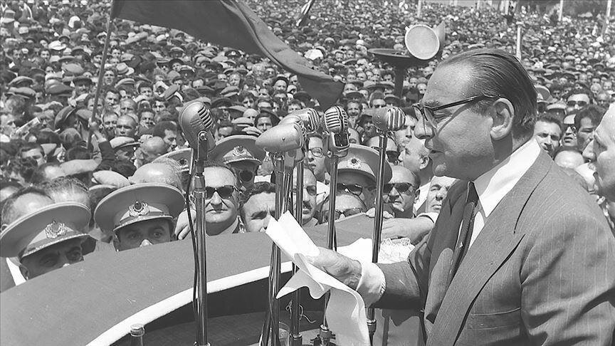 الذكرى 61 لانقلاب 27 مايو.. نقطة سوداء في تاريخ ديمقراطية تركيا