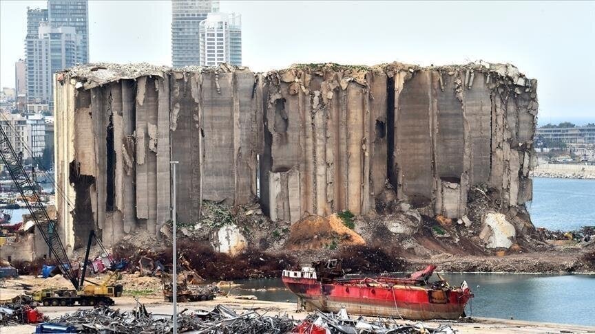 حملة إلكترونية تندد برفض التحقيق مع نواب في انفجار مرفأ بيروت