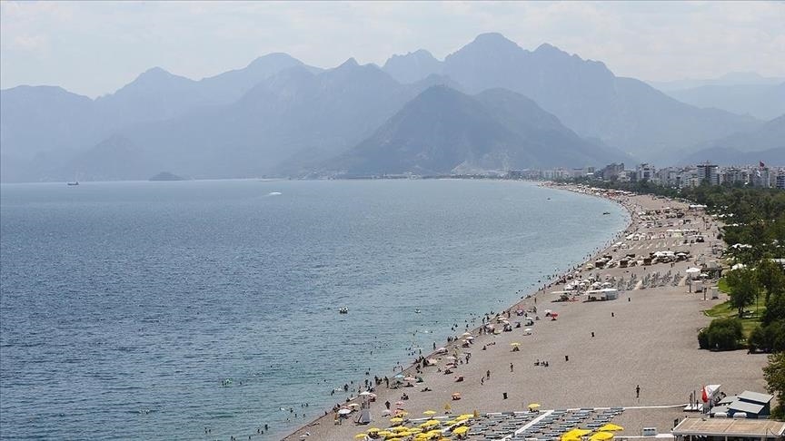 بولندا تعفي مواطنيها القادمين من تركيا من الحجر الصحي