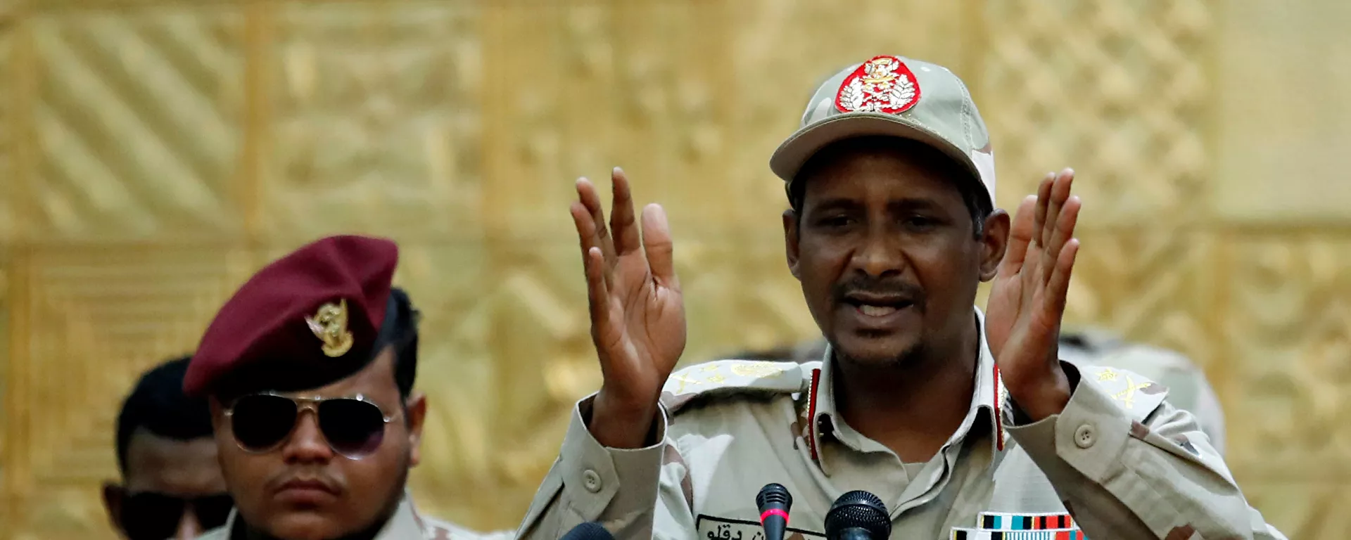 الفريق محمد حمدان حميدتي يخاطب أنصاره خلال اجتماع في الخرطوم - سبوتنيك عربي, 1920, 24.06.2021