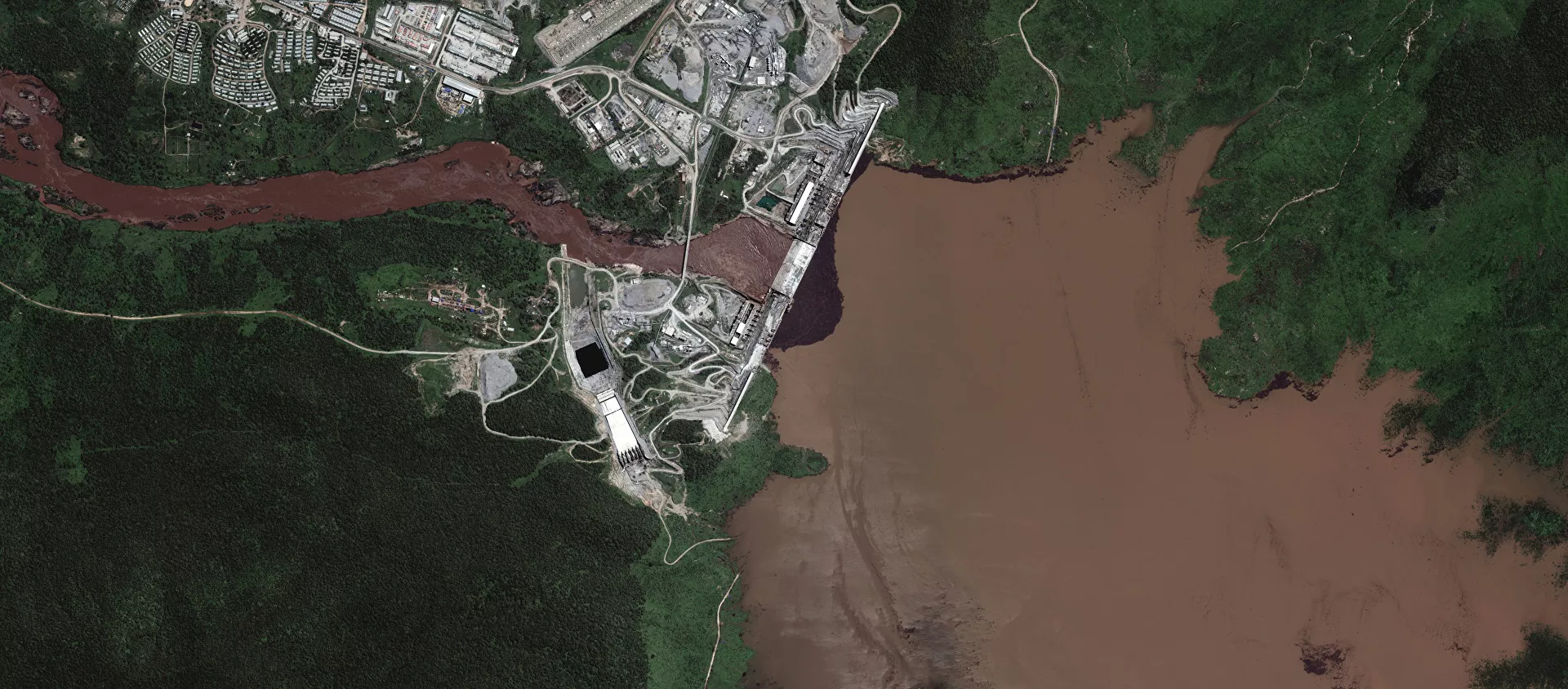 صور أقمار صناعية جديدة تظهر بدء ملء خزان سد النهضة - سبوتنيك عربي, 1920, 08.07.2021