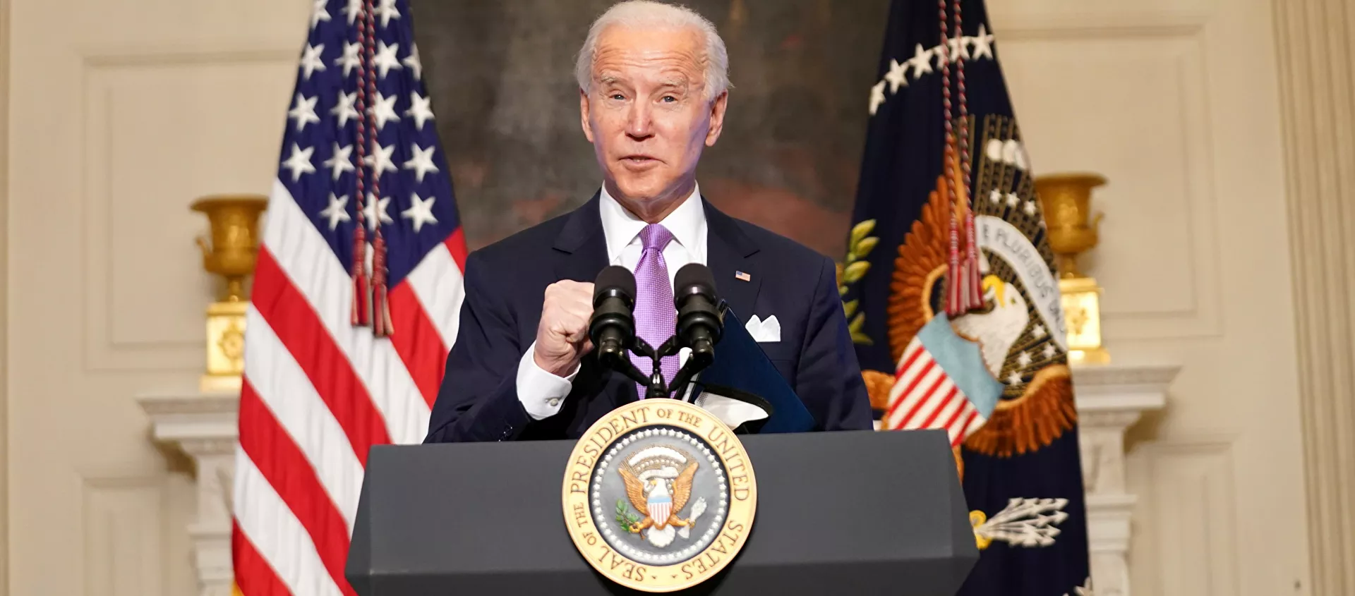 الرئيس الأمريكي جو بايدن في إفادة صحفية اليوم الثلاثاء من البيت الأبيض - سبوتنيك عربي, 1920, 07.02.2021