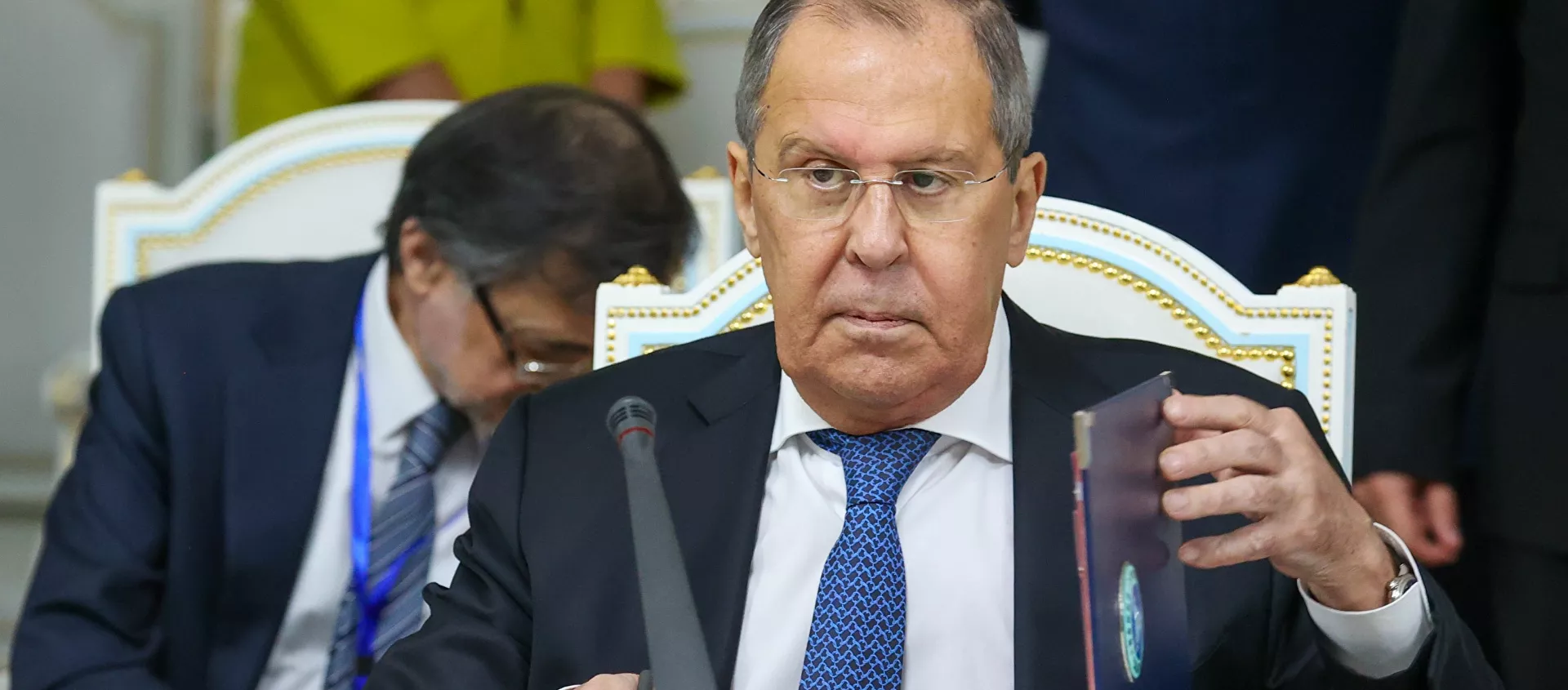 وزير الخارجية الروسي سيرغي لافروف في اجتماع أعضاء منظمة شانغهاي للتعاون في دوشنبه، طاجكستان 14 يوليو 2021 - سبوتنيك عربي, 1920, 16.07.2021