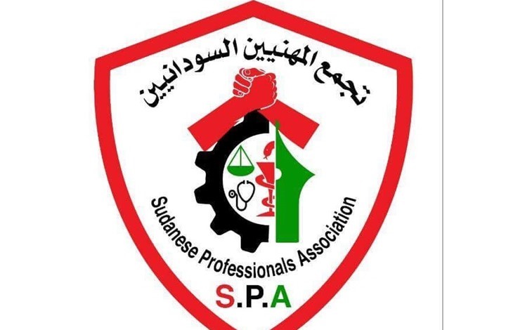 السودان: "المهنيين" يدعو للنزول للشارع وتسليم السلطة للمدنيين