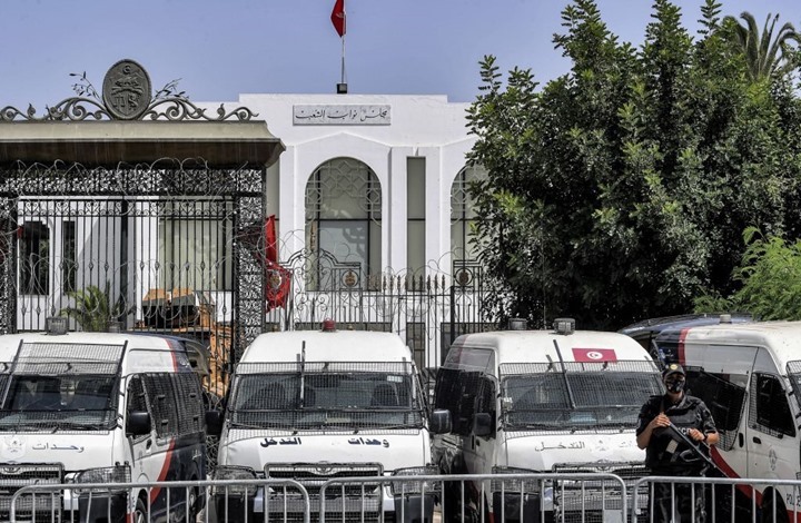 نواب يطالبون بعودة البرلمان بعد تكليف بودن بتشكيل حكومة