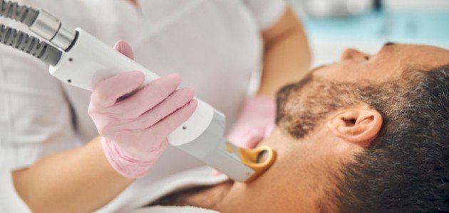 إزالة الشعر بالليزر للرجال: أفضل أنواع الليزر وهل هو دائم؟