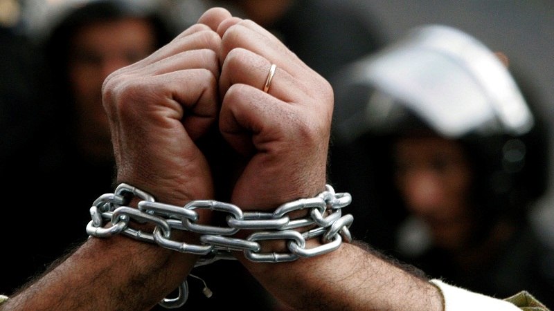 اعتقال العقل المدبر لعصابة تضم منتخبين ورجال أعمال