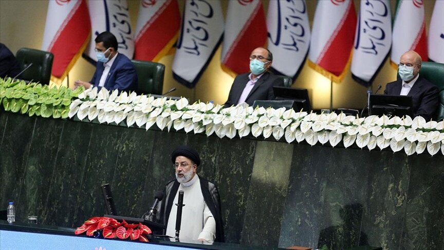 رئيسي: يجب رفع العقوبات عن إيران وندعم أي خطة تدعم ذلك