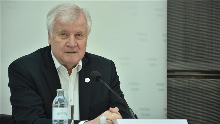 ألمانيا.. بدء تطبيق إلزامية اختبار كورونا للقادمين غير المطعمين