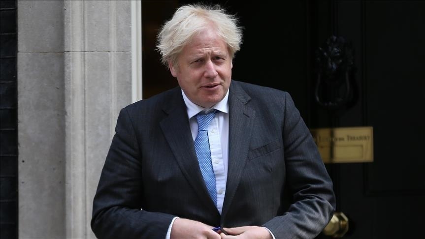 جونسون: على إيران مواجهة عواقب استهدافها السفينة الإسرائيلية