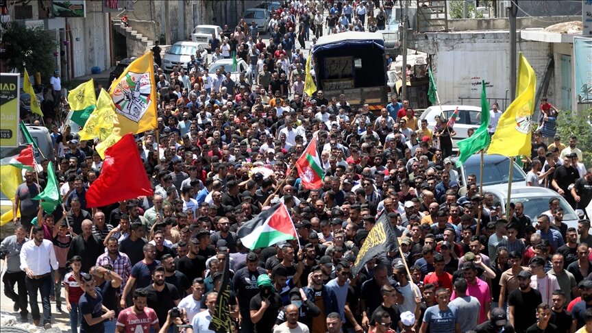 الضفة.. تشييع جثمان طفل فلسطيني قتله الجيش الإسرائيلي