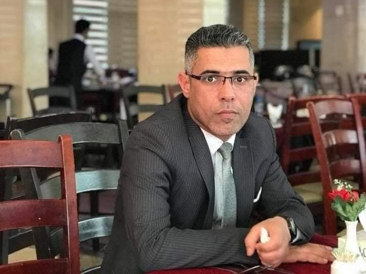 3-83 د. حازم باقر - مواقع التواصل *فقط صورة داخلية*