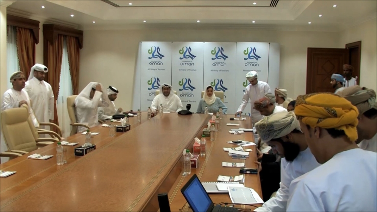 426adcef-6d72-4433-ba31-d59f6004edb8 مساع لتعزيز التعاون السياحي بين قطر وسلطنة عمان