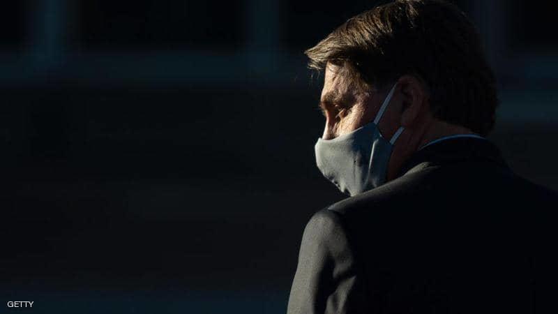 رئيس البرازيل يلمح لإصابته بكورونا