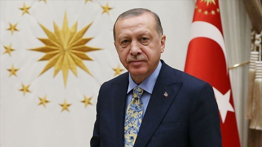 أردوغان يهنئ نظيره الإيراني بتوليه الرئاسة رسميا