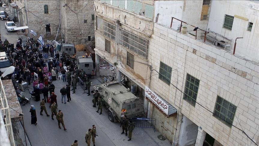 القدس.. تجميد إخلاء 3 أسر فلسطينية من منازلهم بالشيخ جراح