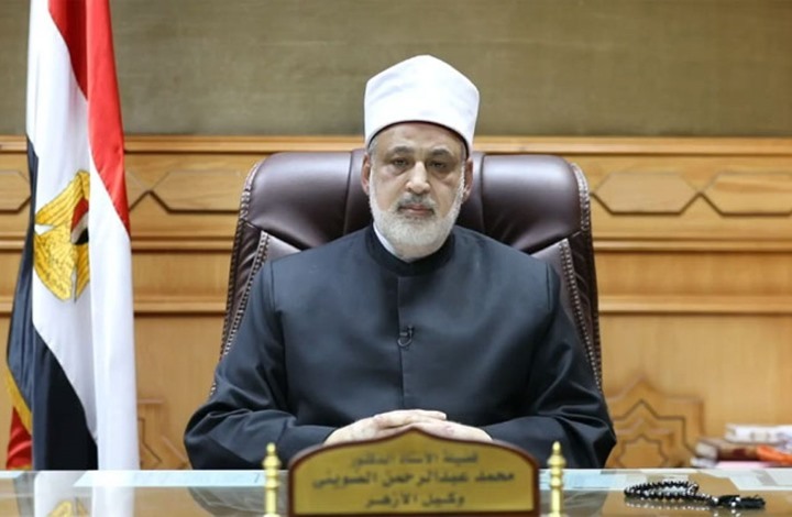 السيسي يعطي الضوء الأخضر لـ"الضويني" بديلا لـ"الطيب"