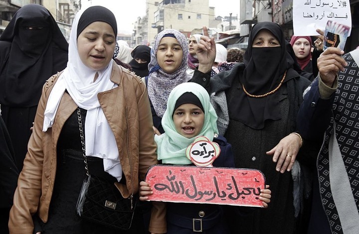 الأردن يرفض احتفالا بالمولد النبوي ويسمح بحفلات الغناء