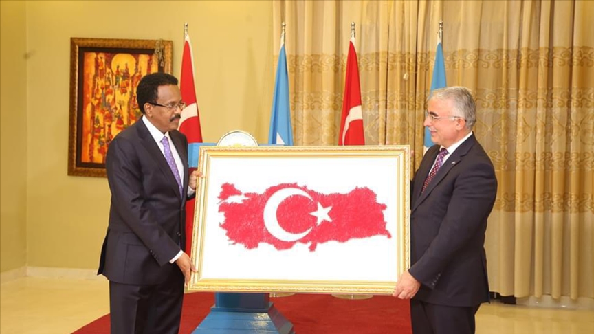 الرئيس الصومالي يحتفي بالذكرى العاشرة للعلاقات الدبلوماسية مع تركيا