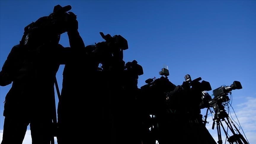 منظمة دولية تتهم الحوثي والحكومة اليمنية باستهداف 4 صحفيين