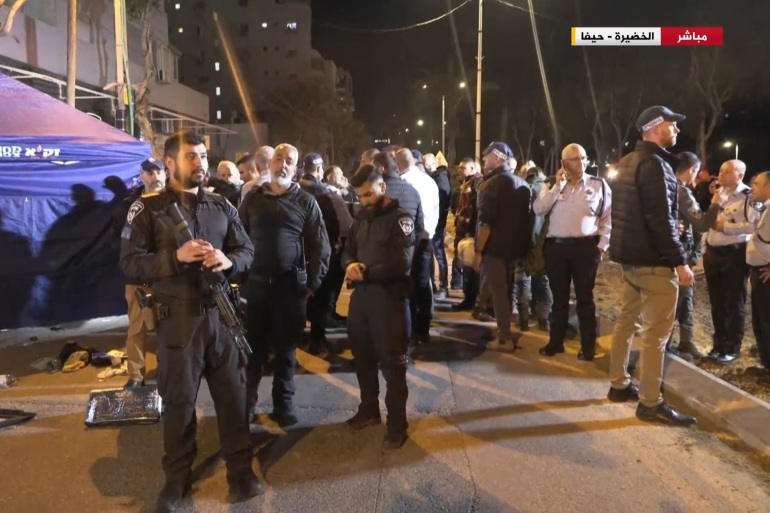 000-2-1-1 4 قتلى في عملية إطلاق نار في الخضيرة جنوب حيفا