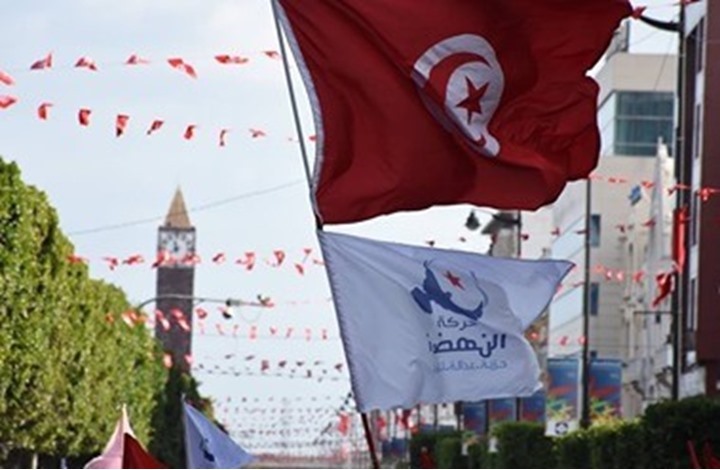 "النهضة" التونسية تتحدث عن استهداف أحد قياداتها بمواد حارقة