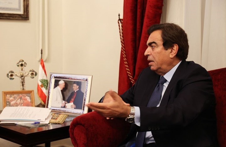 قرداحي لا يفكر بالاستقالة.. ولبنان يطلب وساطة واشنطن