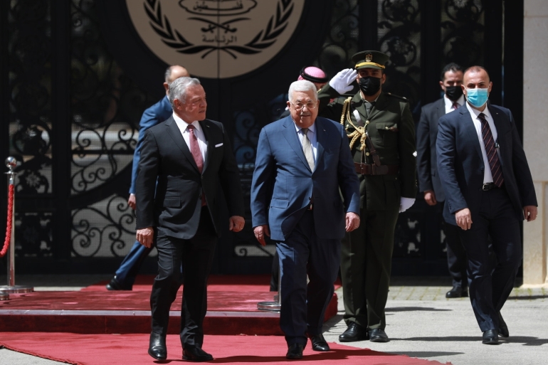 27379923-1 Jordanian King Abdullah II in Ramallah for the first time in 5 years