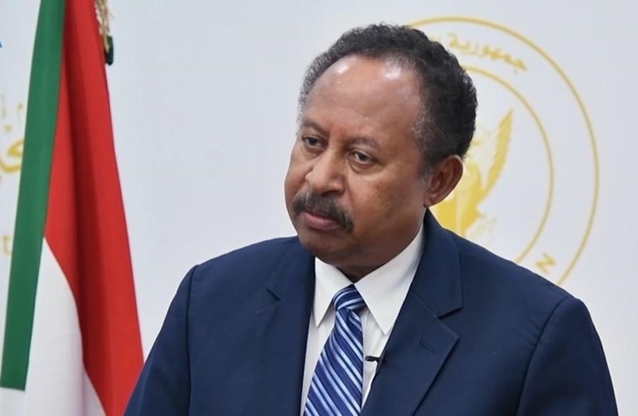 حمدوك يتحدث عن حل لأزمة السودان.. وتفاؤل بتسوية قريبة