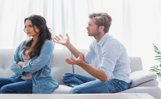 تجاهل المرأة للرجل المعجب بها