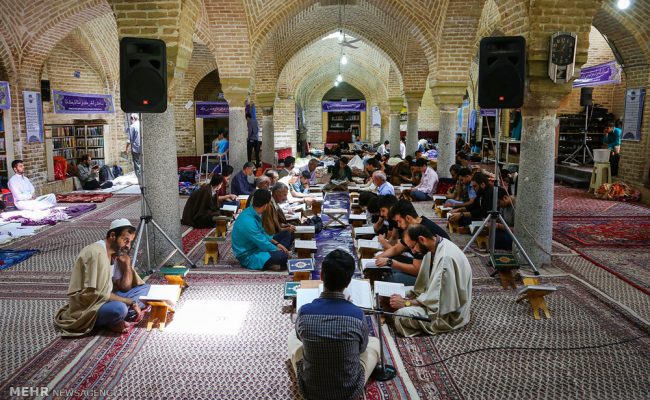 هل يجوز الاعتكاف في البيت
