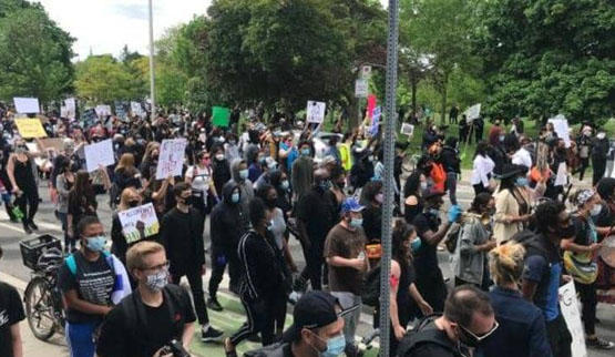 المظاهرات ضد العنصرية تمتد لكندا