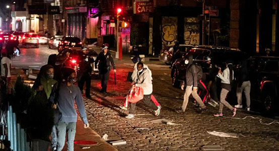 سلطات نيويورك تمدد حظر التجوال