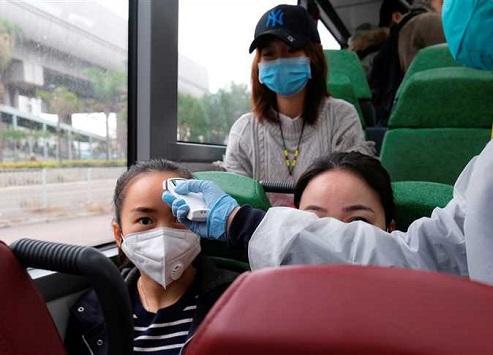 كورونا يصيب 79 إنسانا بالدقيقة