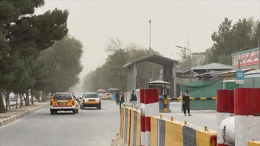 تلبية لـ"طالبان".. إيران تستأنف تصدير الوقود إلى أفغانستان