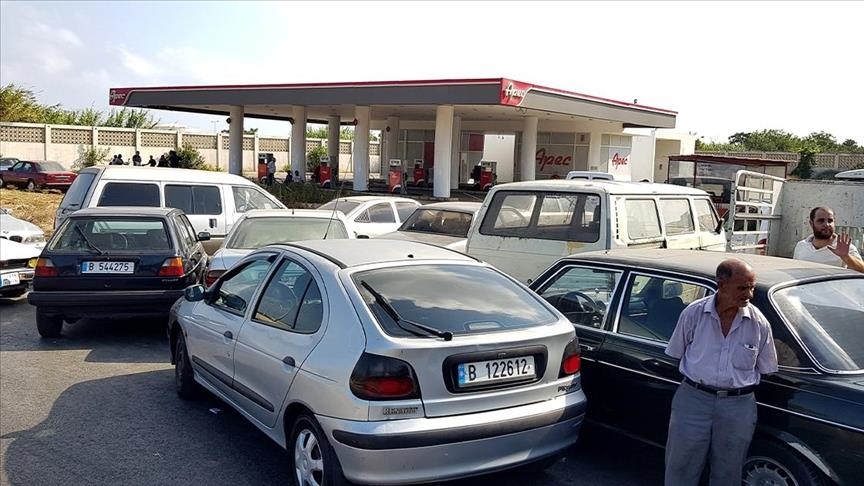 لشح الوقود.. انقطاع بث ثاني إذاعة لبنانية خلال 3 أيام